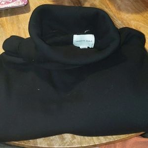 Turtle neck sweatshirt